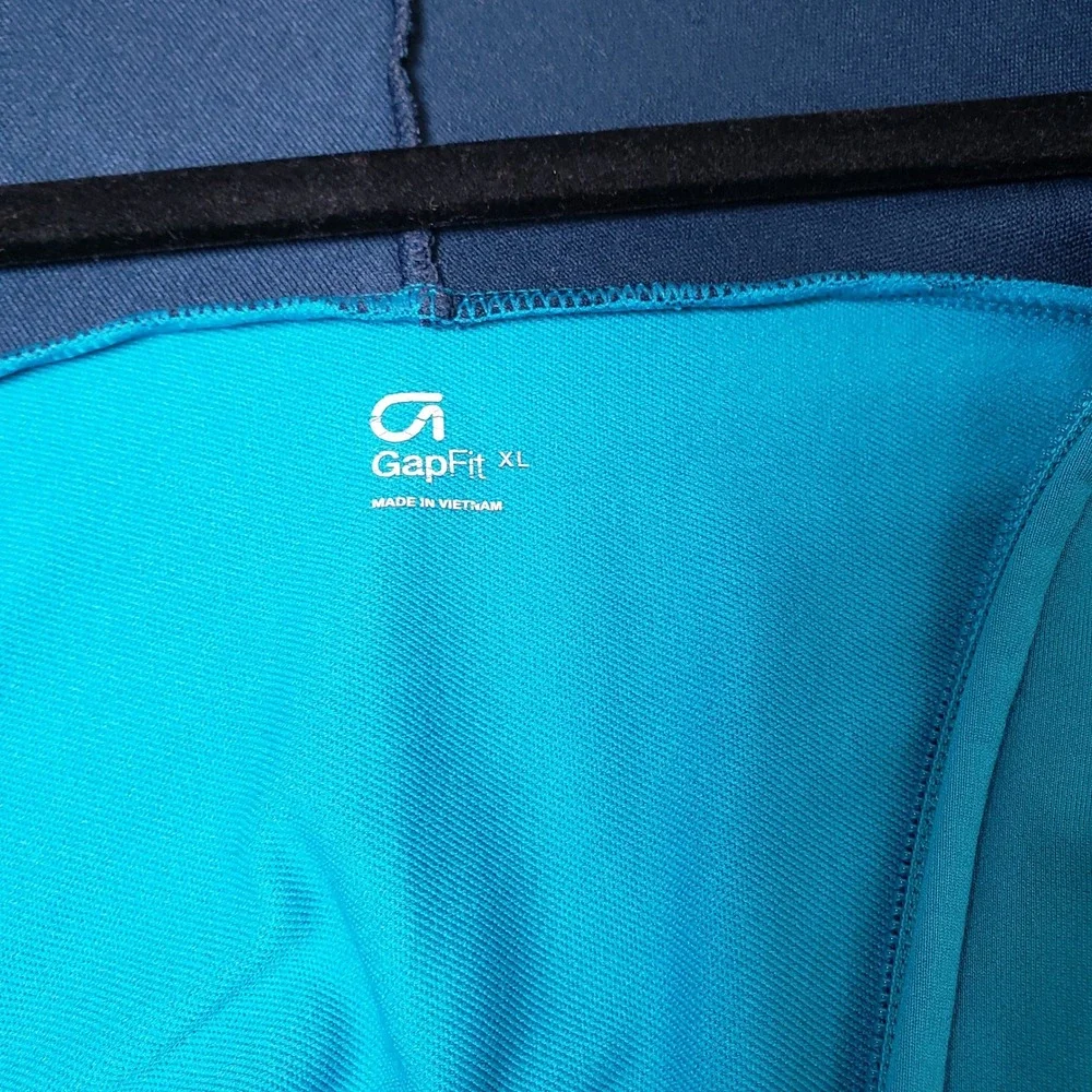 GAP Fit Size XL Zip Up  Performance Jacket Blue Two Tone Athletic Pickleball Gym